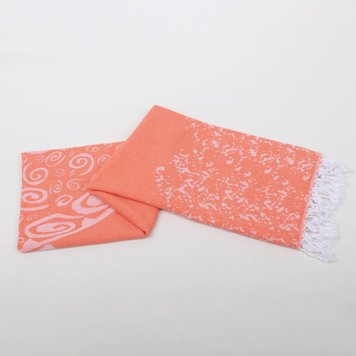Turtle Pattern Turkish Towel – Organic & Beach-Ready