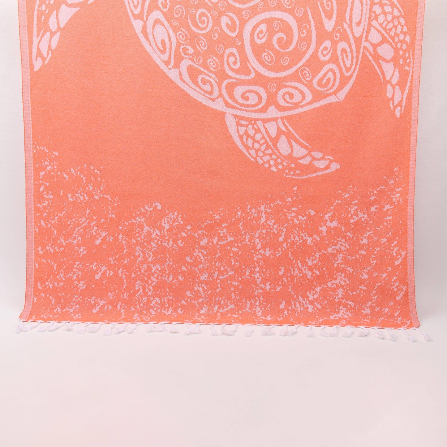 Turtle Pattern Turkish Towel – Organic & Beach-Ready