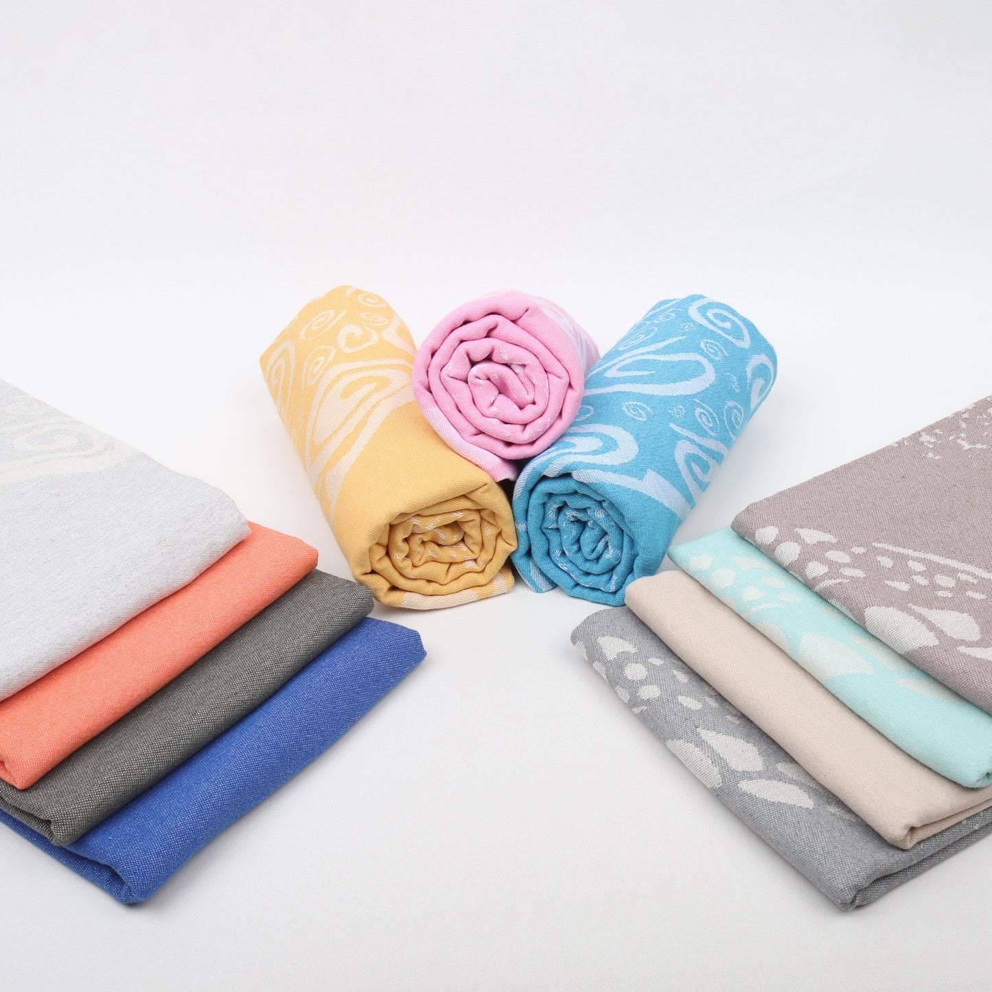 Turtle Pattern Turkish Towel – Organic & Beach-Ready