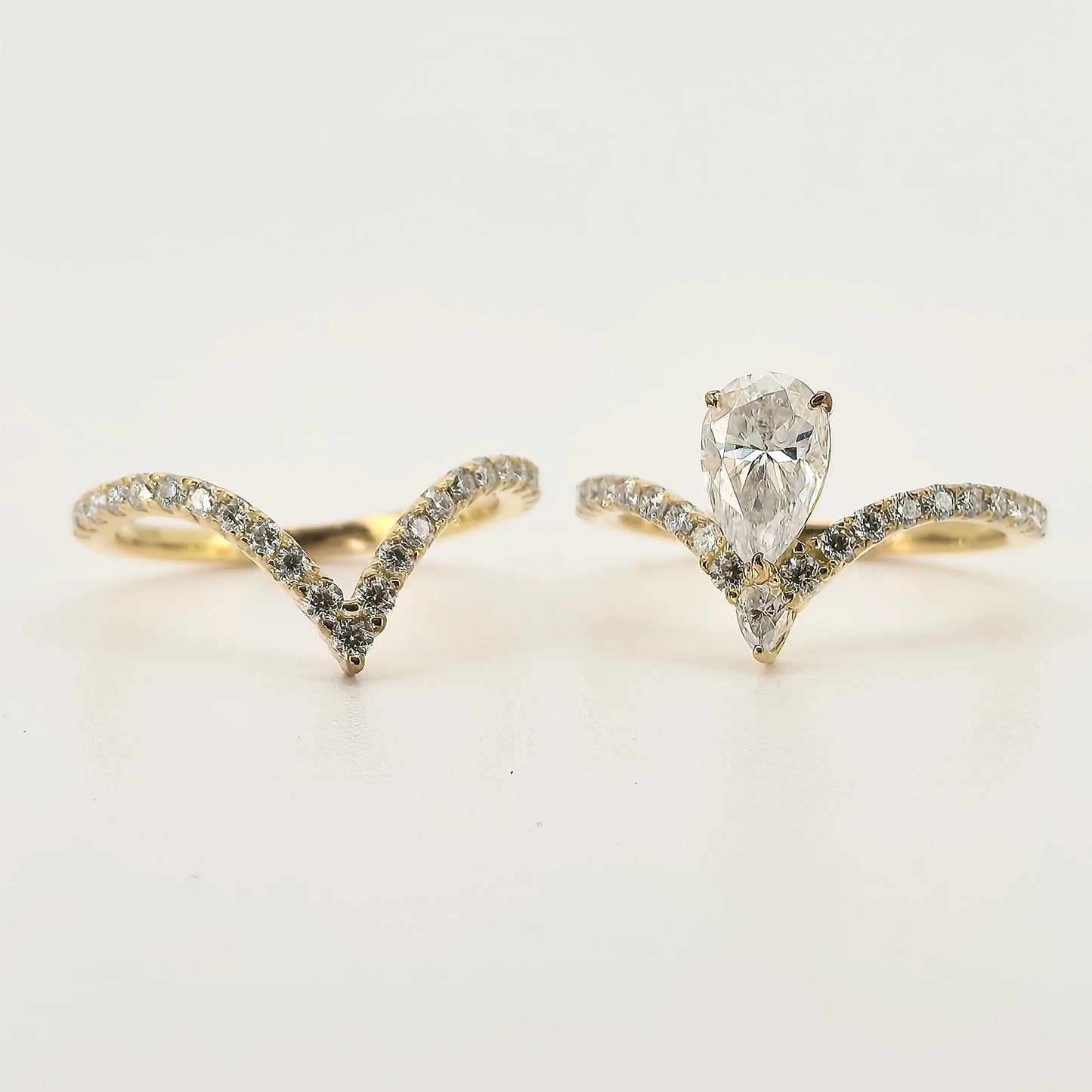 Pear Cut Moissanite Ring – 1CT VVS D Color, GRA Certified, 925 Sterling Silver