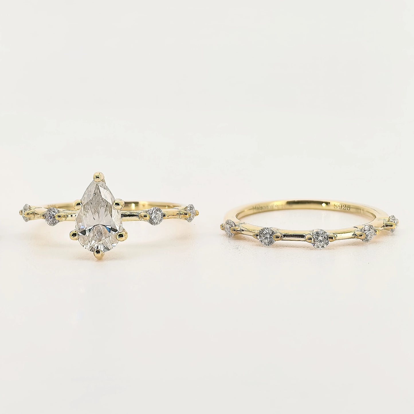 Pear Cut Moissanite Ring – 1CT VVS D Color, GRA Certified, 925 Sterling Silver