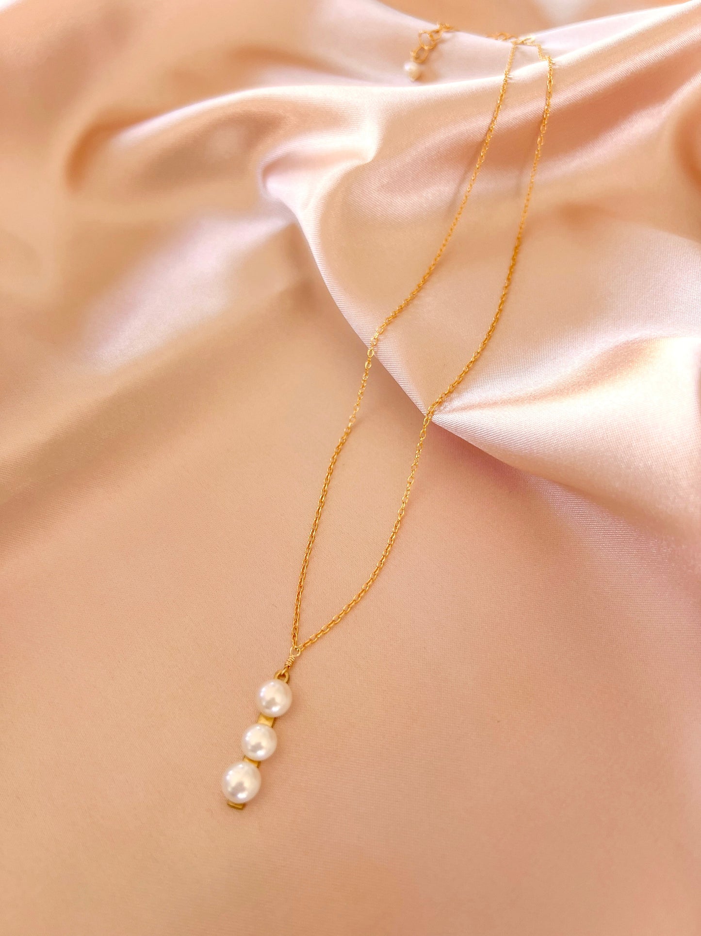 Freshwater Pearl Bar Necklace | 14k Gold-Plated