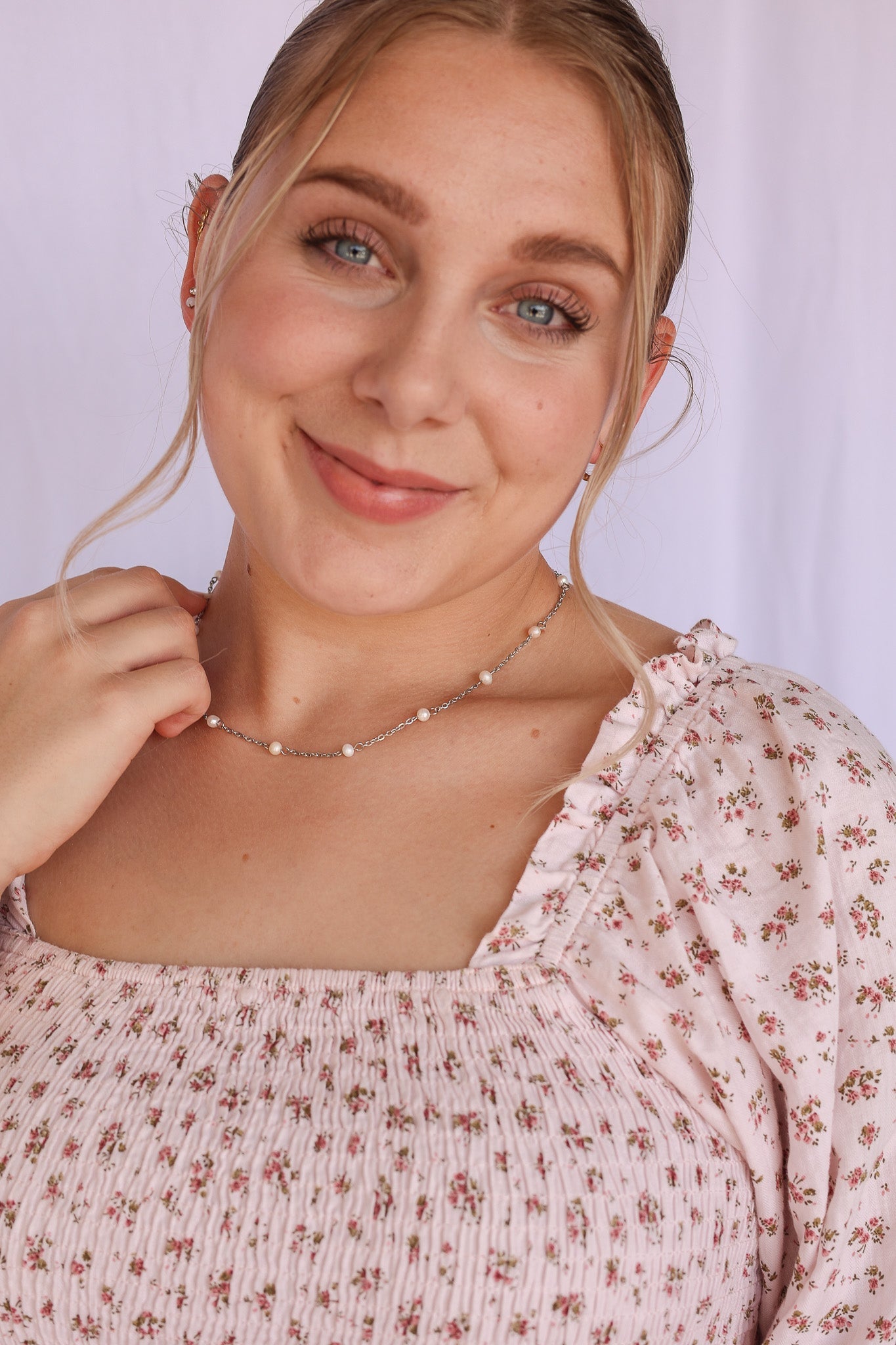 Evelynn Pearl Necklace