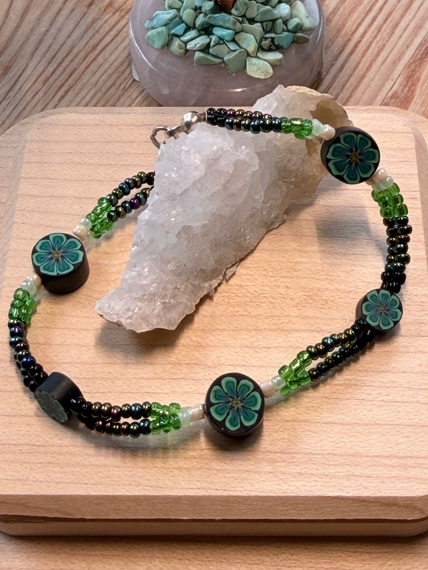 Primo Fimo Beaded Bracelet with Flower Accents
