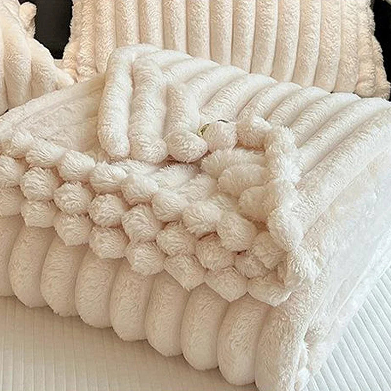 Faux Rabbit Fur Throw Blanket – Soft Plush Cozy Home Accent