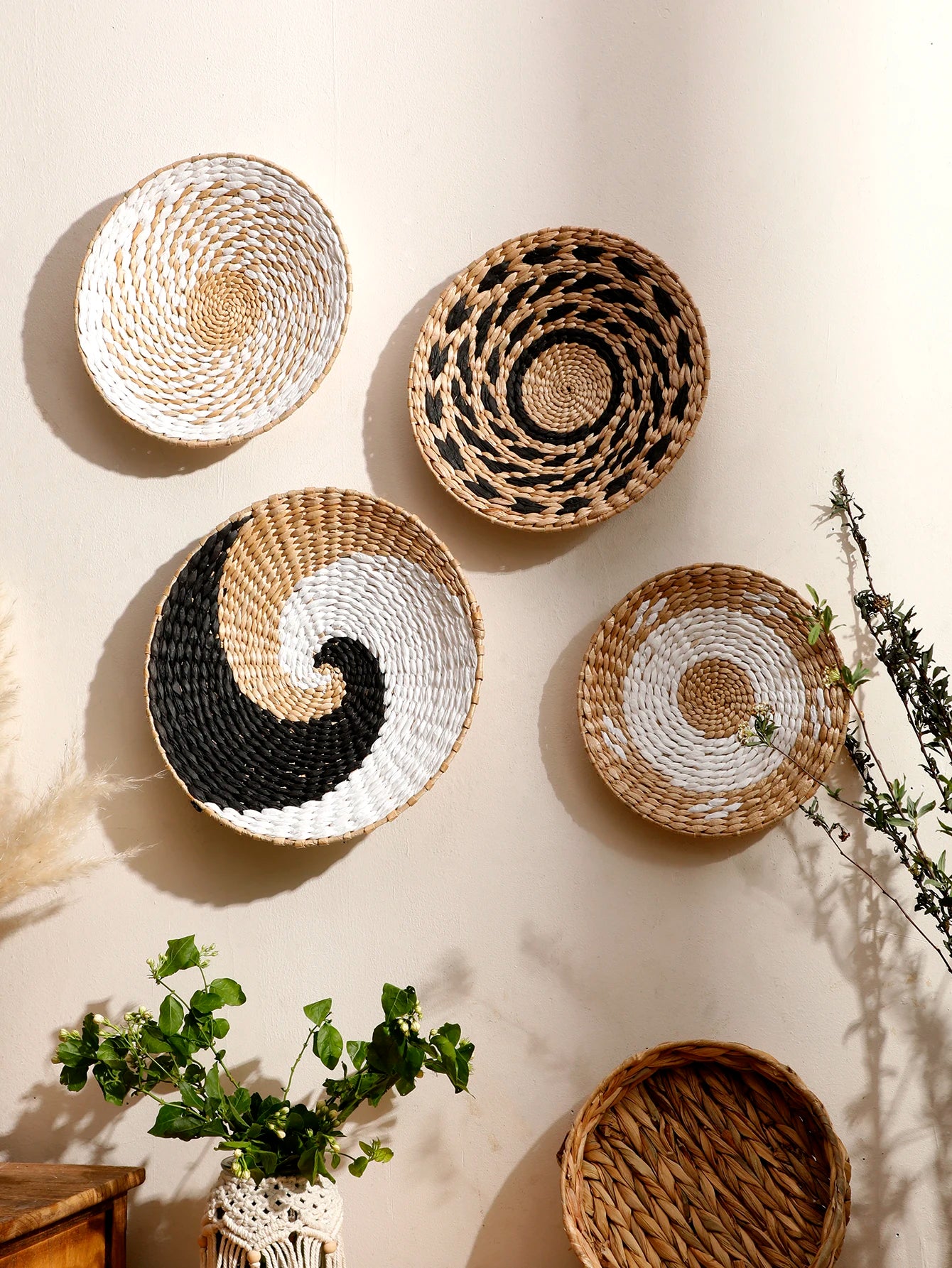 Handwoven Seagrass Wall Basket Decor – Boho Wall Hanging Art