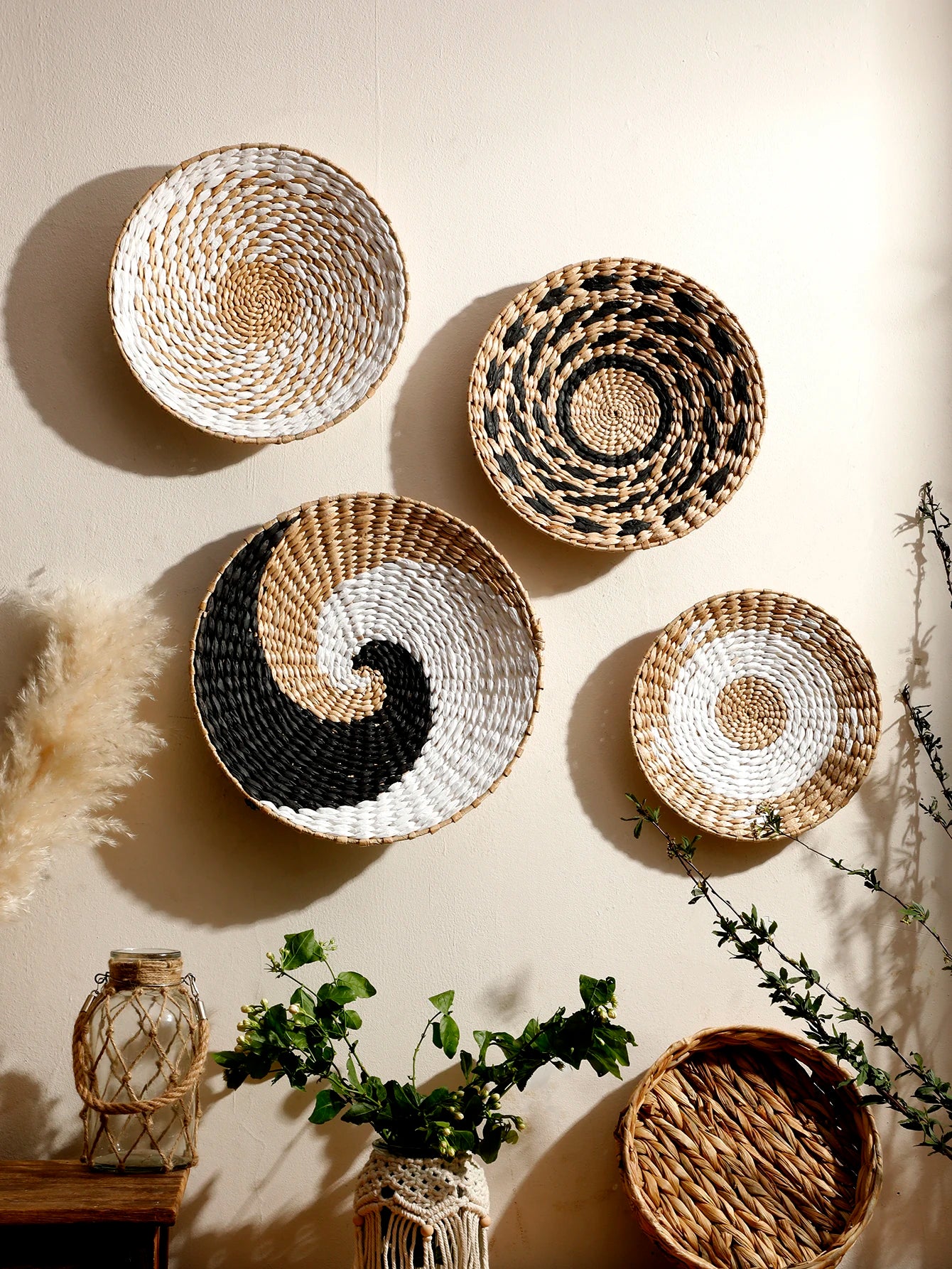 Handwoven Seagrass Wall Basket Decor – Boho Wall Hanging Art