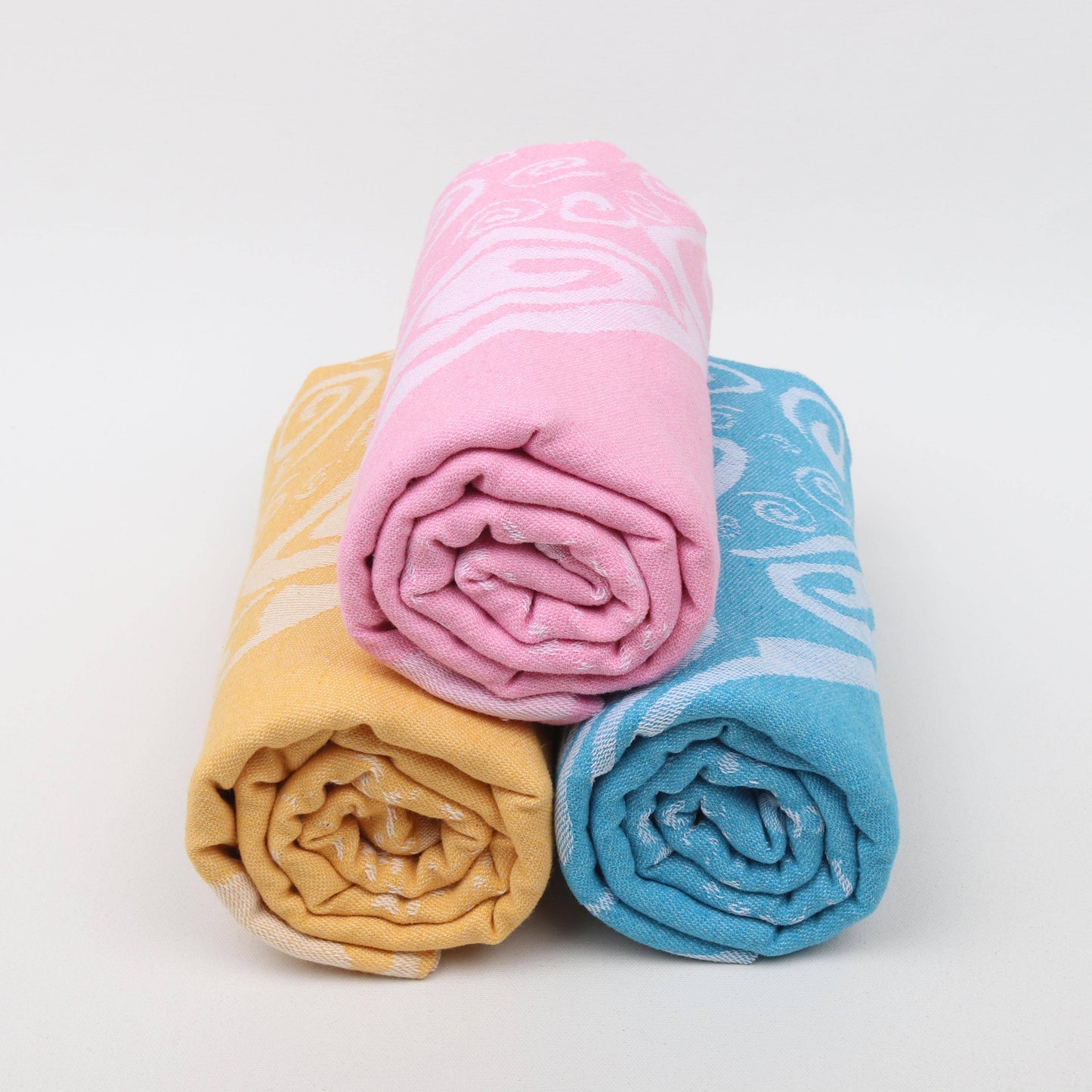 Turtle Pattern Turkish Towel – Organic & Beach-Ready